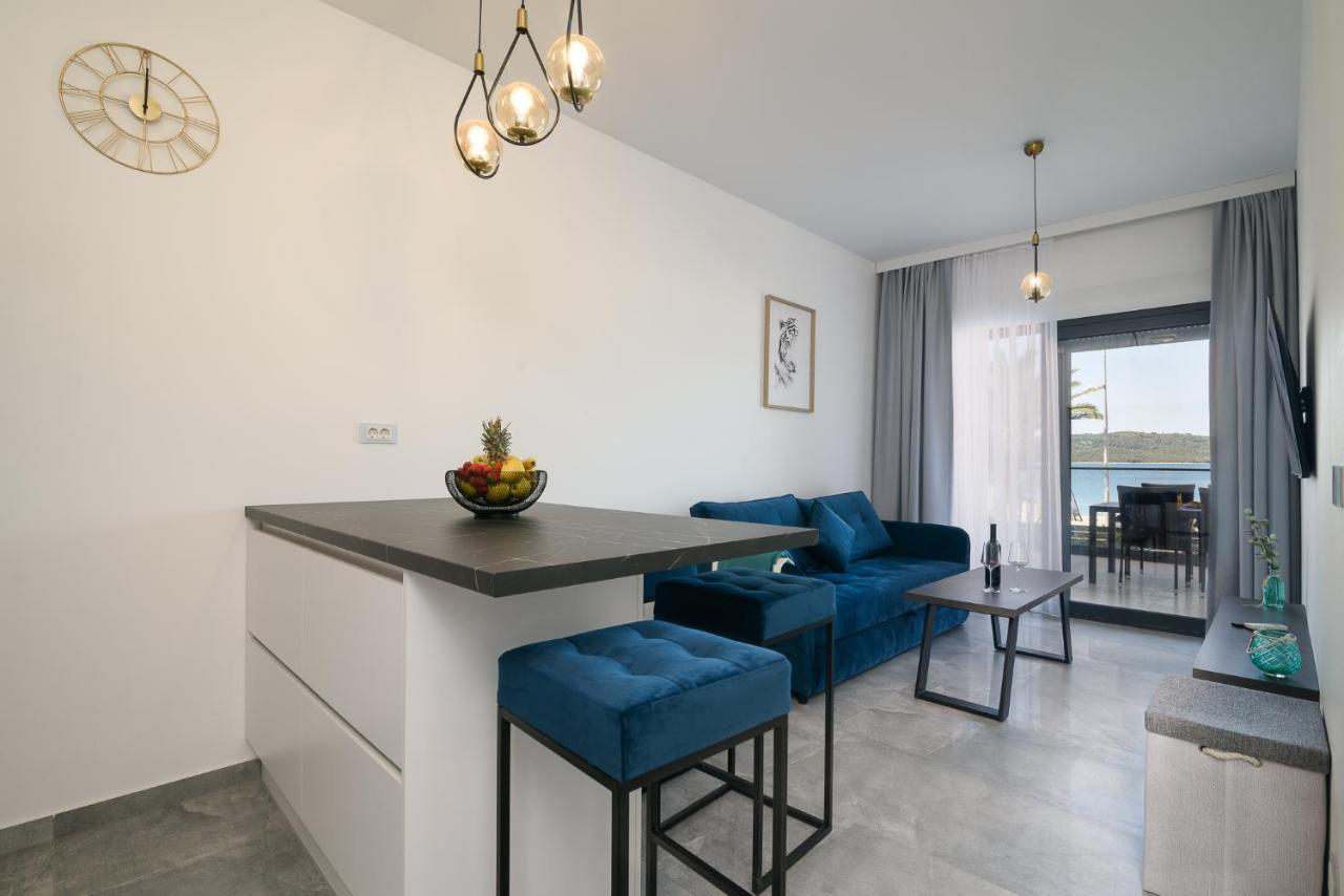 Apartamento Palm Springs Trogir Exterior foto